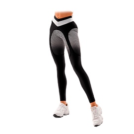 Bona Fide: Christina Aguilera "Black & White" L